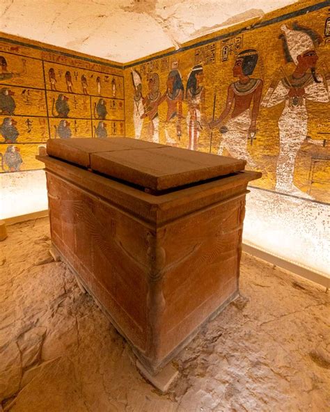 Tutankhamuns Tomb The Real Tomb The Replica And The Secret