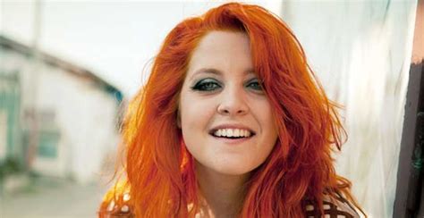 Noemi's means my delight. that's exactly what she is. Classify Roman red-headed singer Noemi