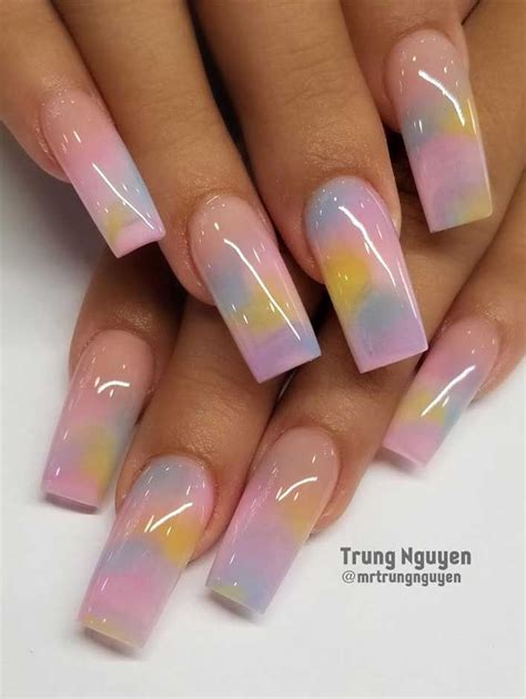 40 Fabulous Nail Designs That Are Totally In Season Right Now Square