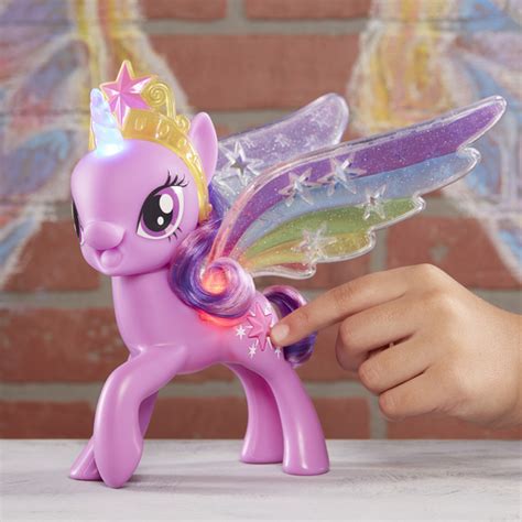 My Little Poney Twilight Sparkle Ailes Arc En Ciel Hasbro King Jouet