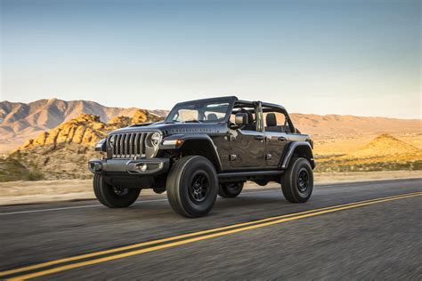 Jeep Gladiator 4xe Plug In Hybrid Coming V8 Ruled Out Report Carexpert