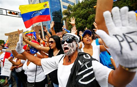 Venezuelas Neighbors Have To Work To Stem The Chaos The Washington Post