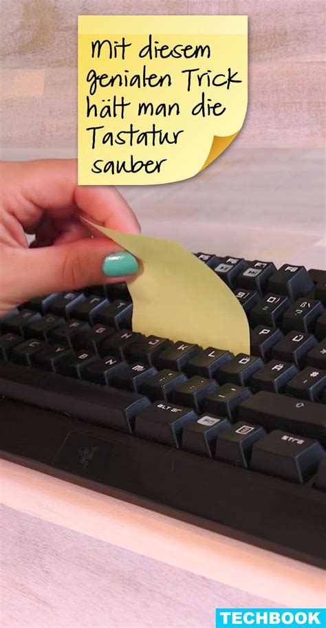 Mit diesem genialen Trick haltet ihr die Tastatur sauber ...