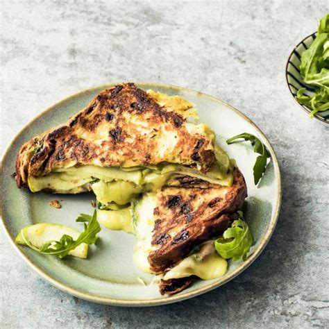 Gouda And Apple Grilled Cheese Savory