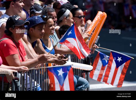 New York Puerto Rican Hi Res Stock Photography And Images Alamy