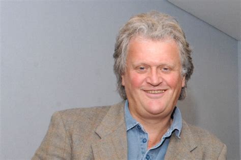 Последние твиты от tim martin (@groovytimbo). Wetherspoons boss Tim Martin turns on discounters after ...
