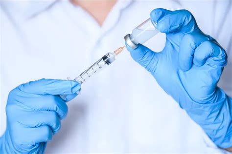 Government and a nonprofit organization to develop and manufacture a coronavirus vaccine. Novavax Vaccine How It Works / Novavax says there are ...