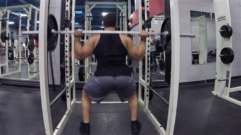Barbell Wide Stance Squat Youtube