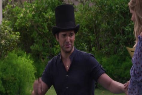 Dj lobbying for her own bedroom. Recap of "Fuller House" Season 5 Episode 9 | Recap Guide