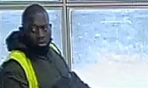 police launch manhunt after attempted abduction of seven year old girl on south london street