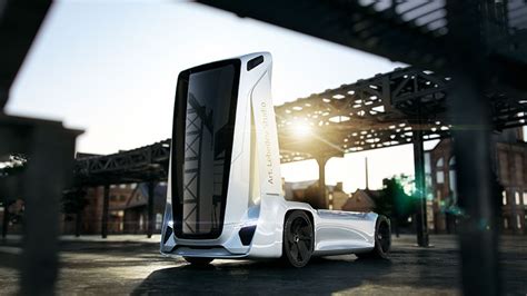 Gruzovikus The Future Of Electric Self Driving Semi Trucks