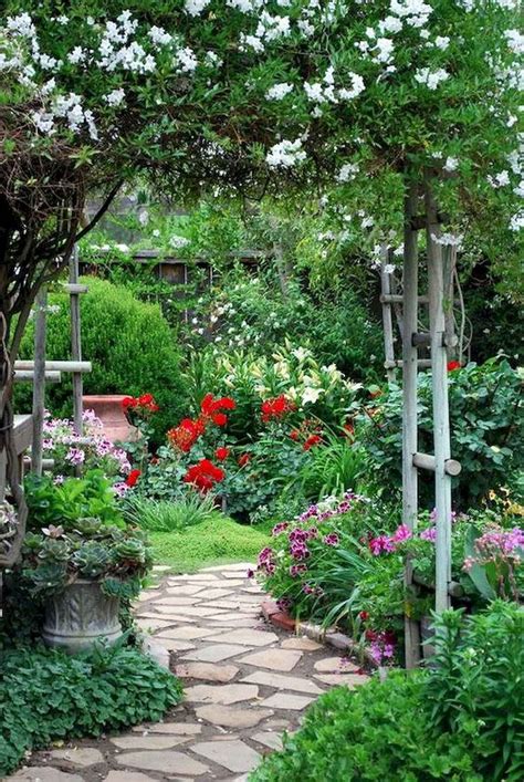 40 Awesome Secret Garden Design Ideas For Summer 6