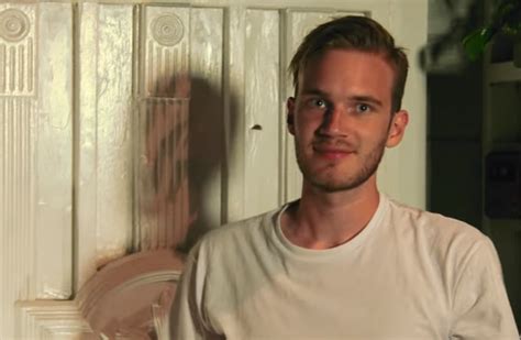 Outrage After Controversial Youtube Star Pewdiepie Uses The N Word In Latest Video