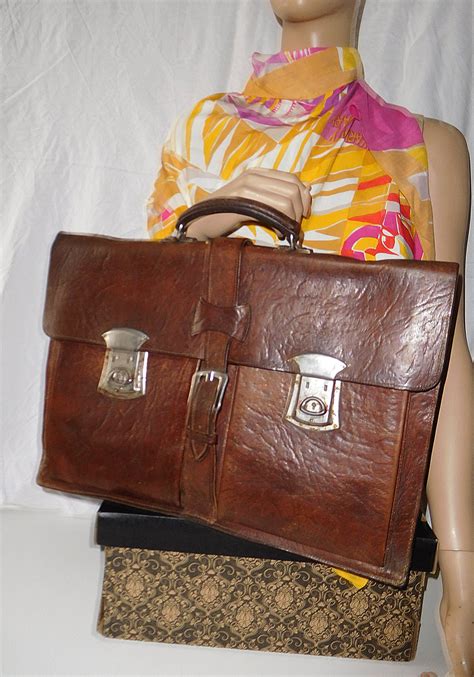 1930s Leather Briefcase Vintagebusinges Satchelvintagefree Etsy