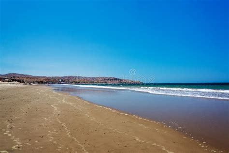 Beach In Mancora Peru Stock Photo Image Of Ocean Destination 51054390