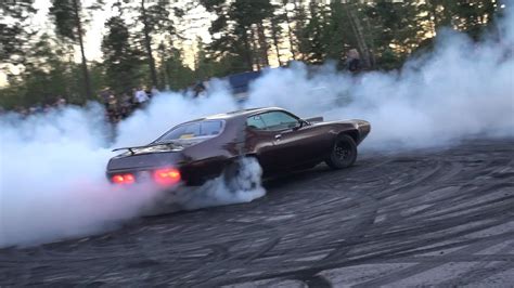 Epic Muscle Car Burnouts Plymouth Gtx Road Runner Dodge Coronet