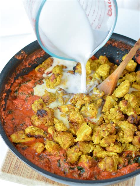 Being a vegetarian is good, but you have to give up a lot of things during the process. Healthy Chicken Tikka Masala, a delicious low carb comfort ...