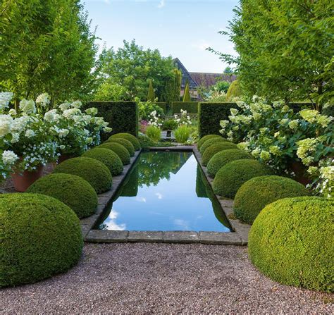 Joe Wainwright Photography Water Features In The Garden Formal