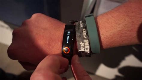 Lg Lifeband Touch Im Hands On Youtube