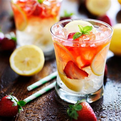 Vodka Cocktails That Don T Taste Like Vodka Popsugar Food