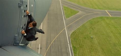 Tom Cruise On The Terrifying Mission Impossible Rogue Nation