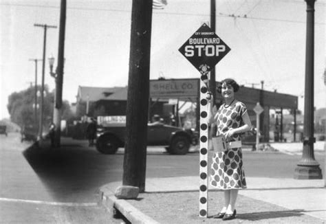 When Was The First Stop Sign Invented