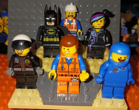 The Lego Movie Lot Of 6 Minifigs Emmet Lucy Wyldstyle Benny Batman Nice Set 799 Picclick