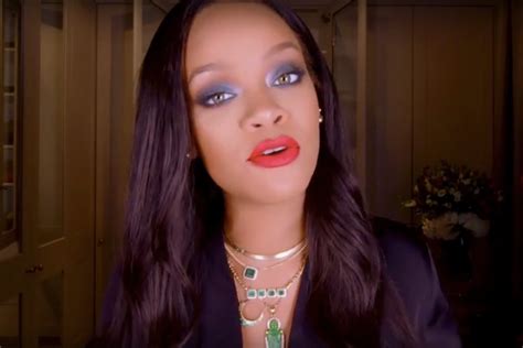 Rihanna Revealed How To Get The Look From Her Wild Thoughts Music