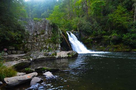 Abrams Falls Great Smoky Mountains National Park Places To Visit