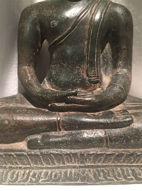 Antique Sri Lankan Kandyan Bronze Buddha At 1stdibs Antique Bronze