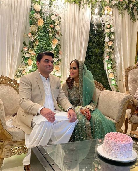 نادیہ خان کی تیسری شادی کی تصویر یں سامنے آگئیں،دولہا کیسا دکھتا ہے؟ روزنامہ اوصاف