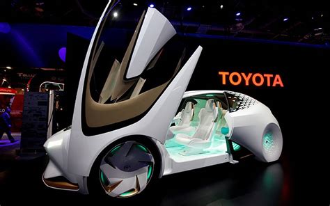 ¡el Futuro Se Acerca Toyota Prevé Lanzar Autos Que Se Manejan Solos En