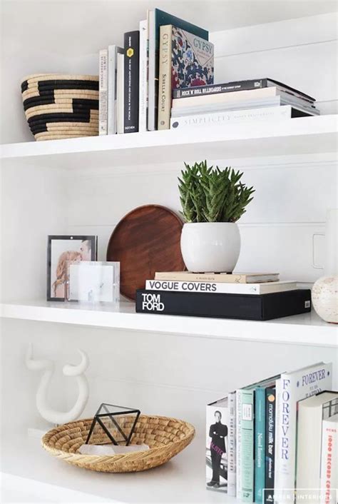 Como Decorar Prateleiras E Estantes Home Decor Decorating Shelves