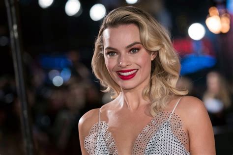 Margot Robbie Almost Refused To Play Barbie Otosection