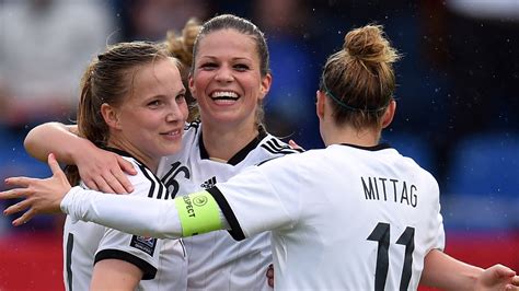 Weltrangliste Dfb Frauen Lösen Olympiasieger Usa An Der Spitze Ab