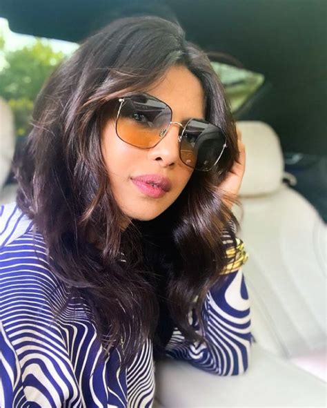 see pic priyanka chopra s appropriate way to celebrate national selfie day looks as gorgeous