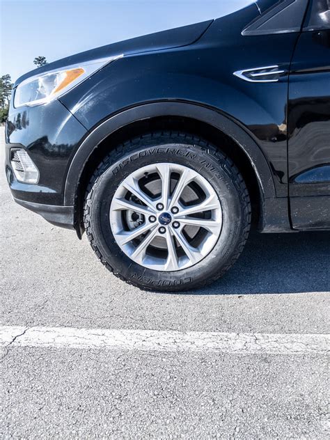 Tire Size For Ford Escape 2017