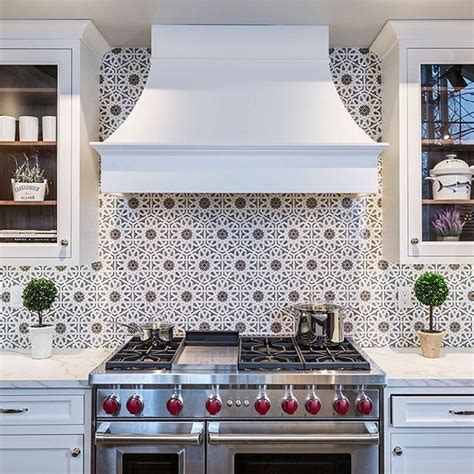 Granada cabinets is your countertop expert in the anaheim area! Villa d'Oro Granada stone mosaic always brings the room ...