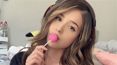 Pokimane 2022 Biography Net Worth Height Weight Wiki And Personal Life