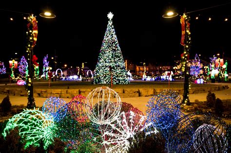 Kentuckys Most Christmassy Towns Kentucky Living