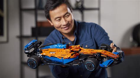 Lego Technic Mclaren Formula 1 Race Car Features A V6 Cylinder Engine