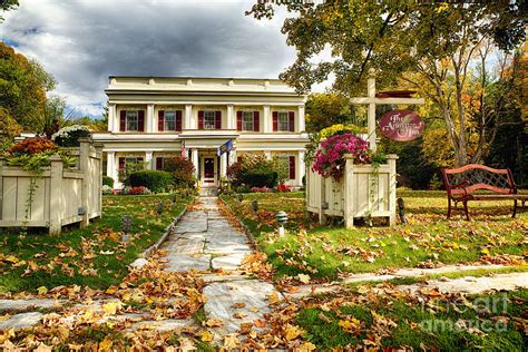 Country Inn During Autumn Foliage Photograph By George Oze Fine Art