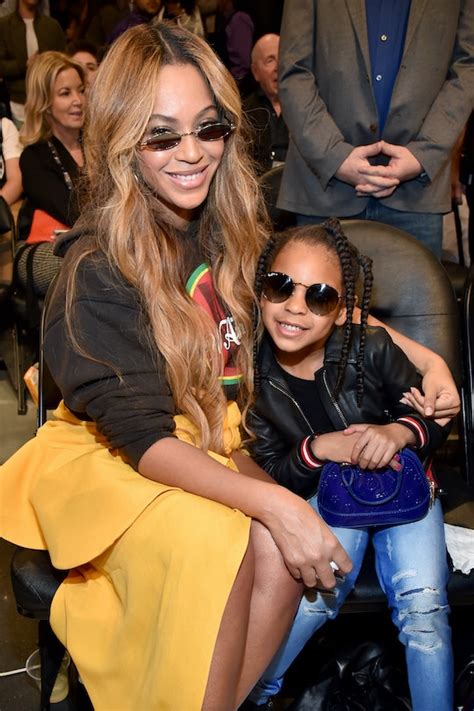 beyoncé shares new photos of twins and blue ivy