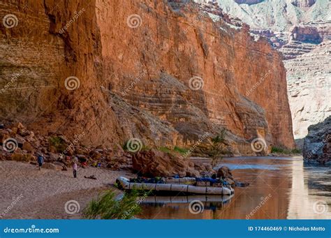 Redwall Cavern Grand Canyon Stock Image Image Of Grand Cliff 174460469