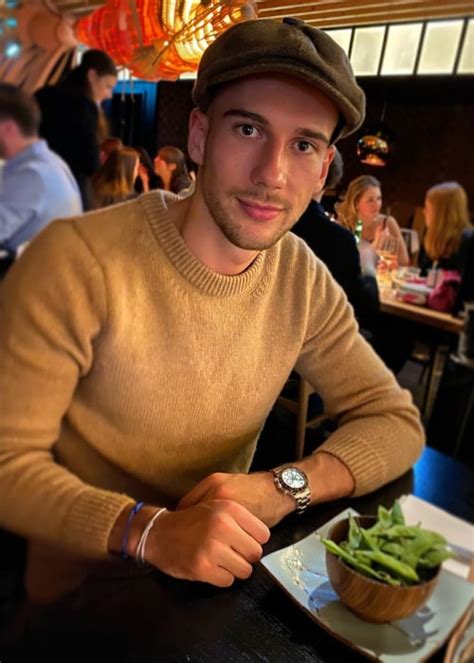 He's the only one working towards something. Leon Goretzka Height, Weight, Age, Body Statistics - Healthy Celeb