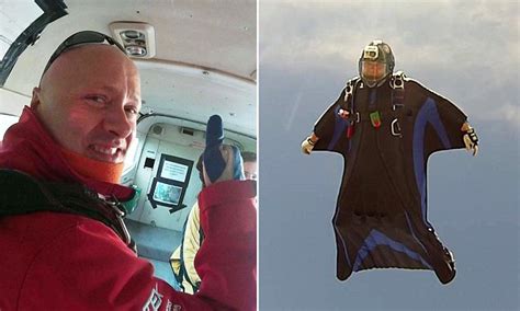 Experienced Skydiving Instructor Died After Saving Student Daily Mail