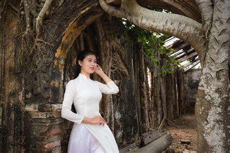 Ao Dai Vietnamese Traditional Long Silk Gown