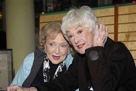 The Real Reason Why Betty White And Bea Arthur Didnt Get Along Betty