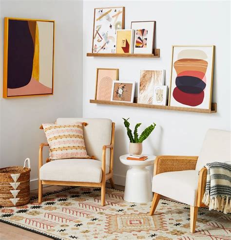 4 Smart Strategies For Creating A Stylish Gallery Wall