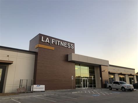 La Fitness Now Open At Wynnewood Village Oak Cliff